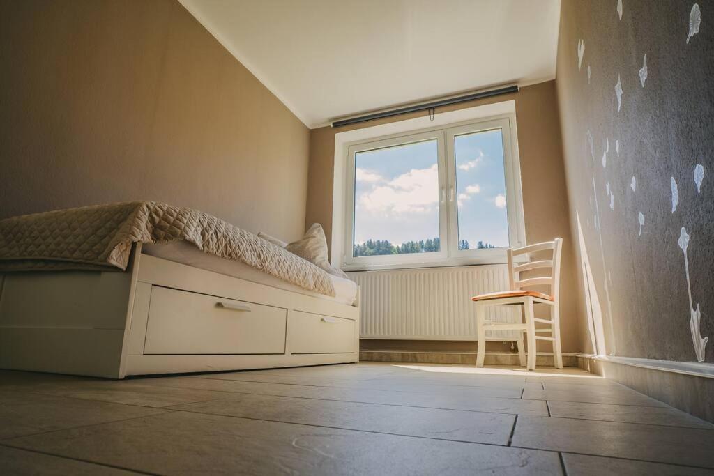 Franzis Feriendomizil Im Herzgebirge Am Skihang Auerbach  Exterior photo