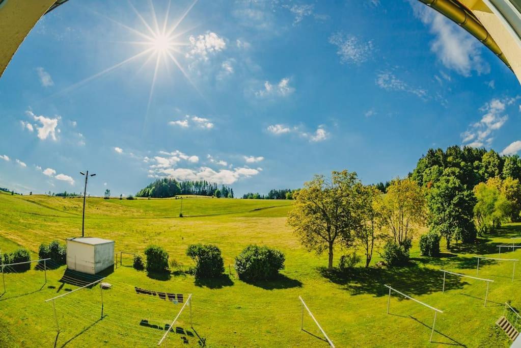 Franzis Feriendomizil Im Herzgebirge Am Skihang Auerbach  Exterior photo