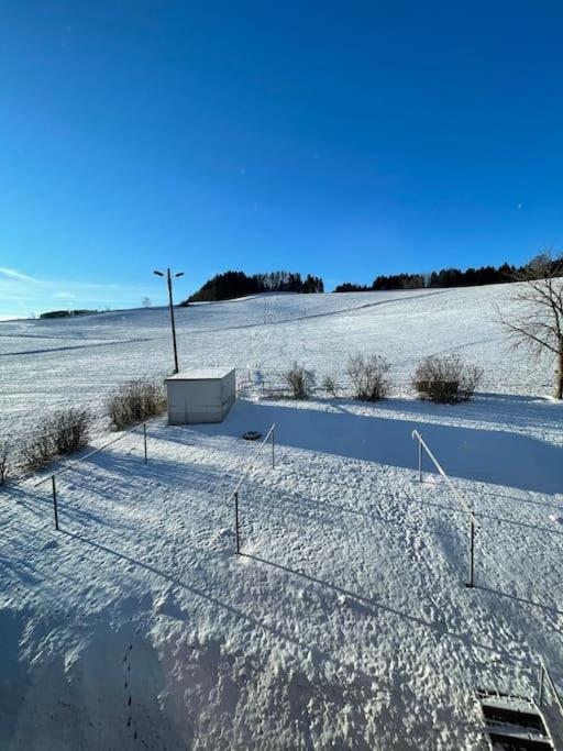 Franzis Feriendomizil Im Herzgebirge Am Skihang Auerbach  Exterior photo